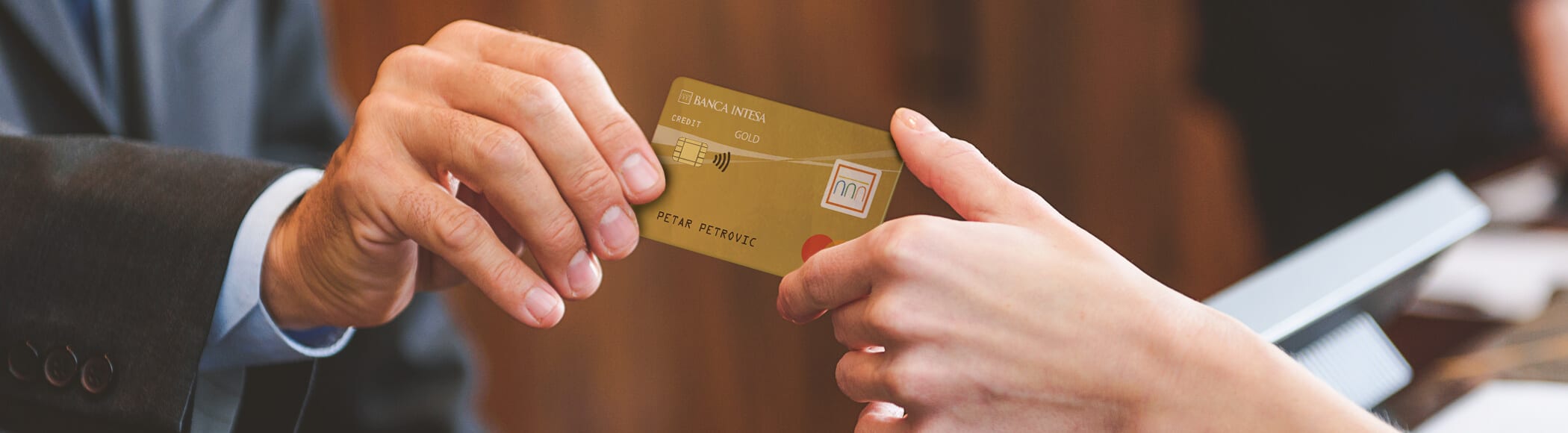 Mastercard Gold kreditna kartica magnifica