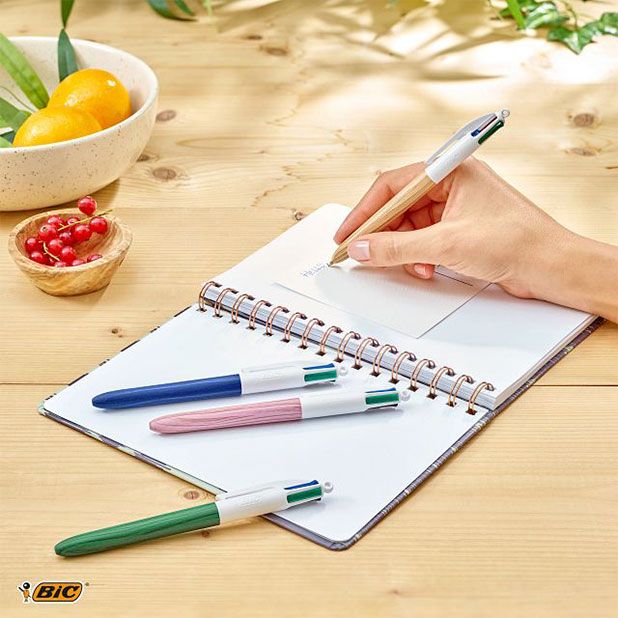 BIC Stampa A 4 colori penna a sfera Bic® 4 Colours Fluo, 0,4/0,6 mm :  : Cancelleria e prodotti per ufficio
