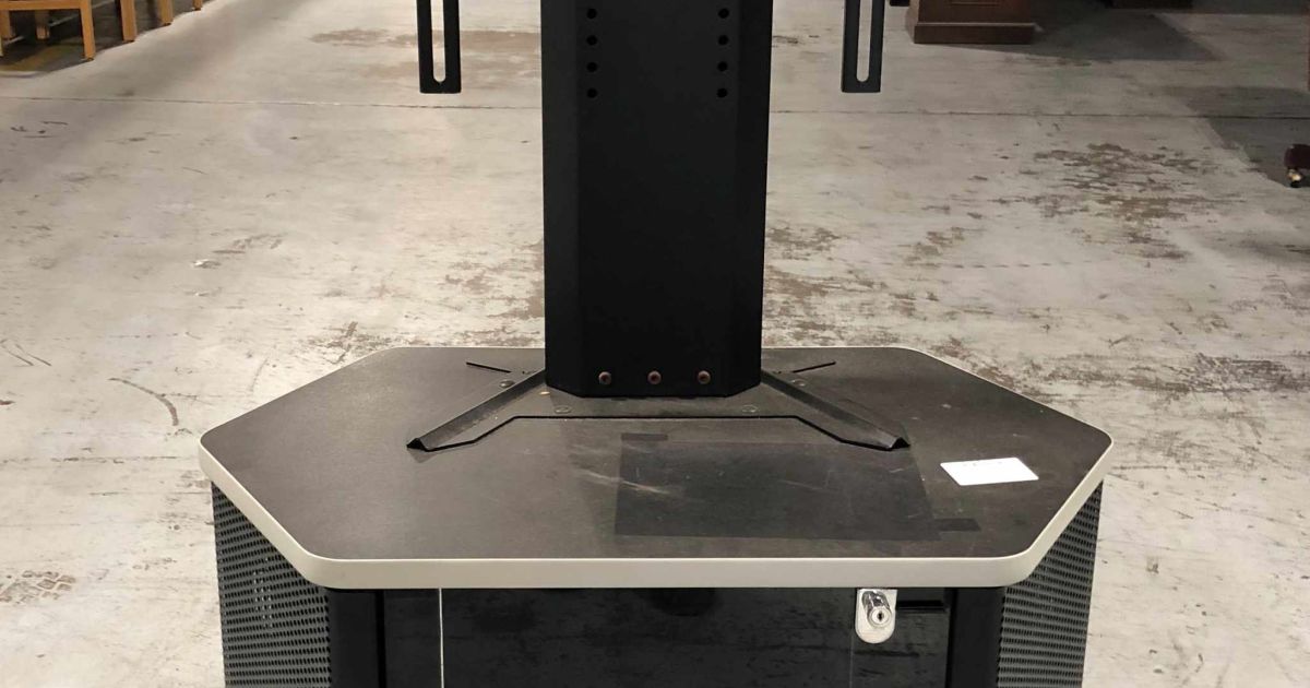 TV (Television) Stand on Wheels BidCorp Auctions