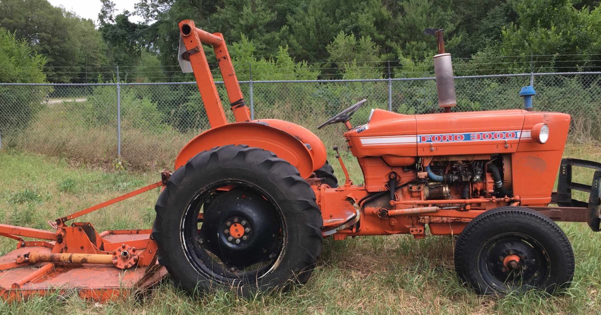 1973 Ford AllPurpose Gas Tractor, Offsite; Comstock Park, Mi. 49321