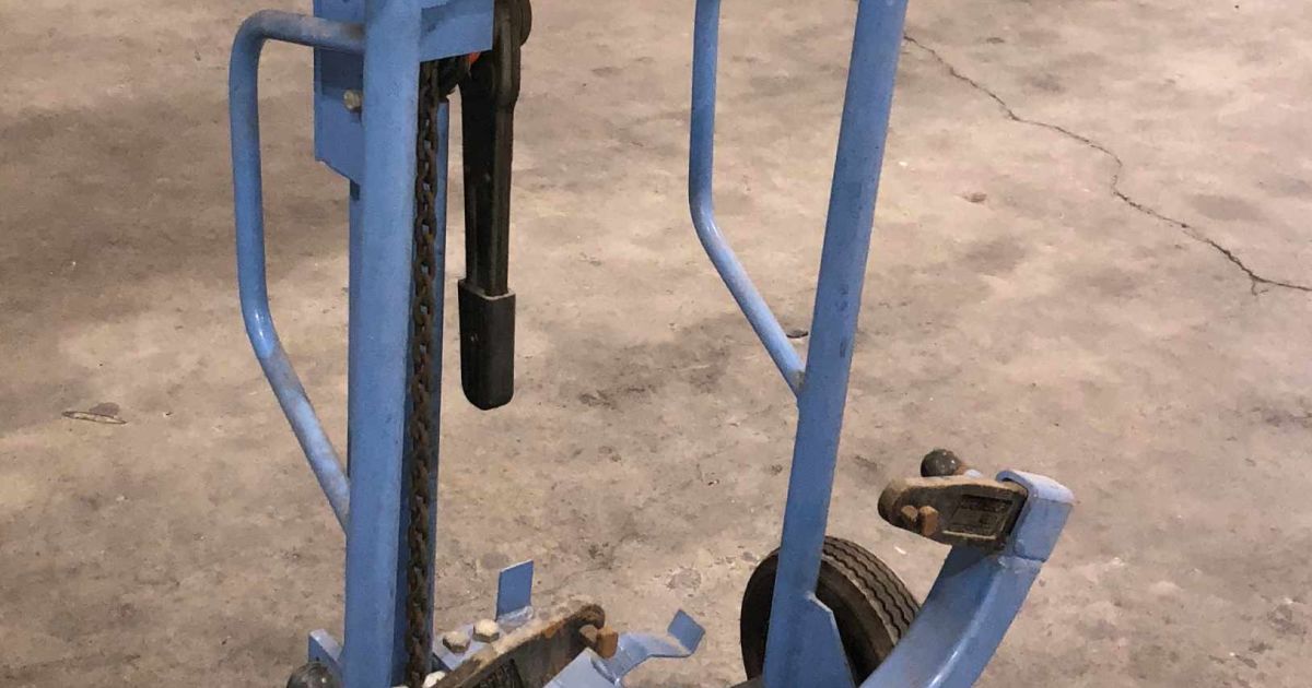 Back Buddy Brake drum lift S212728001 BidCorp Auctions
