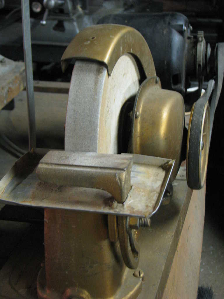 General Belt Driven Bench Grinder On Auction Now At Apex Auctions