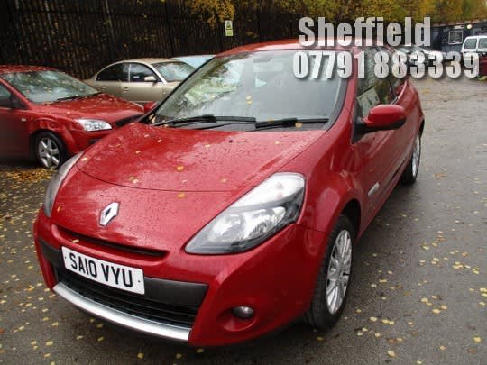 Location Sheffield 2010 Renault Clio Dynamique 3 Door Hatchback