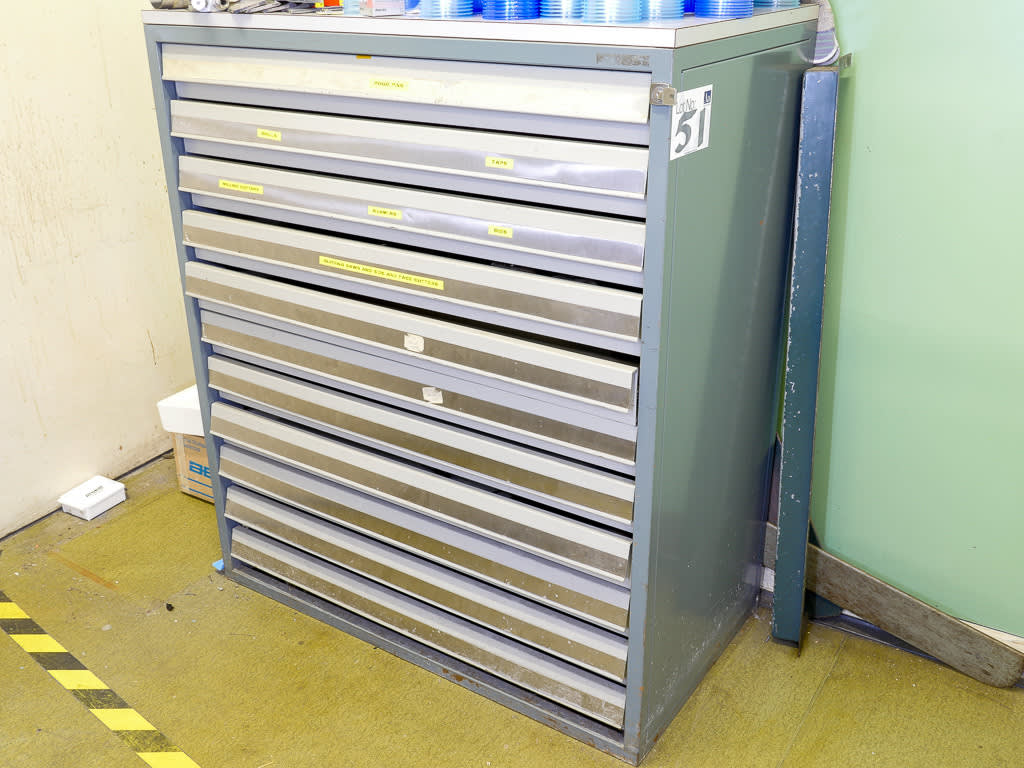 Metal Fabricated Tool Storage Unit With 10 Off Drawers No