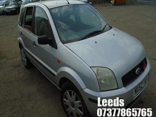 Location Leeds 2003 Ford Fusion 2 16v 5 Door Hatchback On