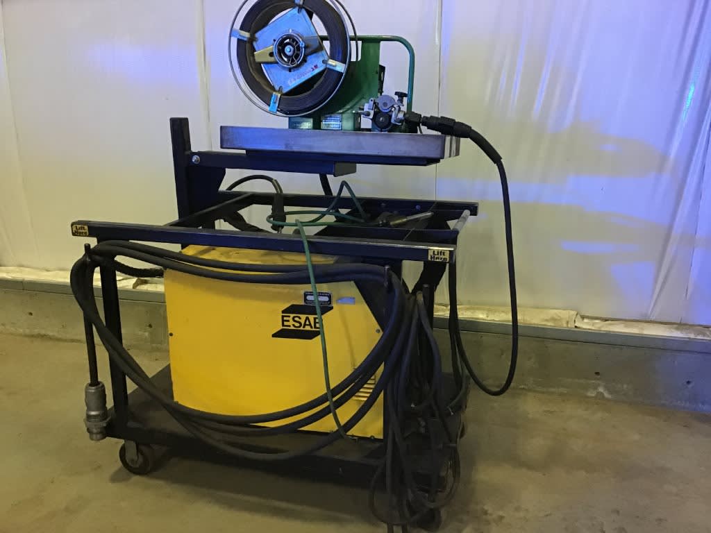 Esab 653cvcc Welder With Wire Feeder On Auction Now At Apex Auctions