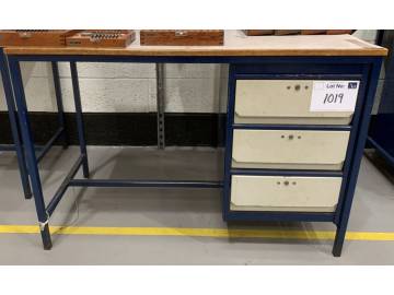 Steel Framed Work Bench Fitted With 3 Drawers Dimensions 1220mm