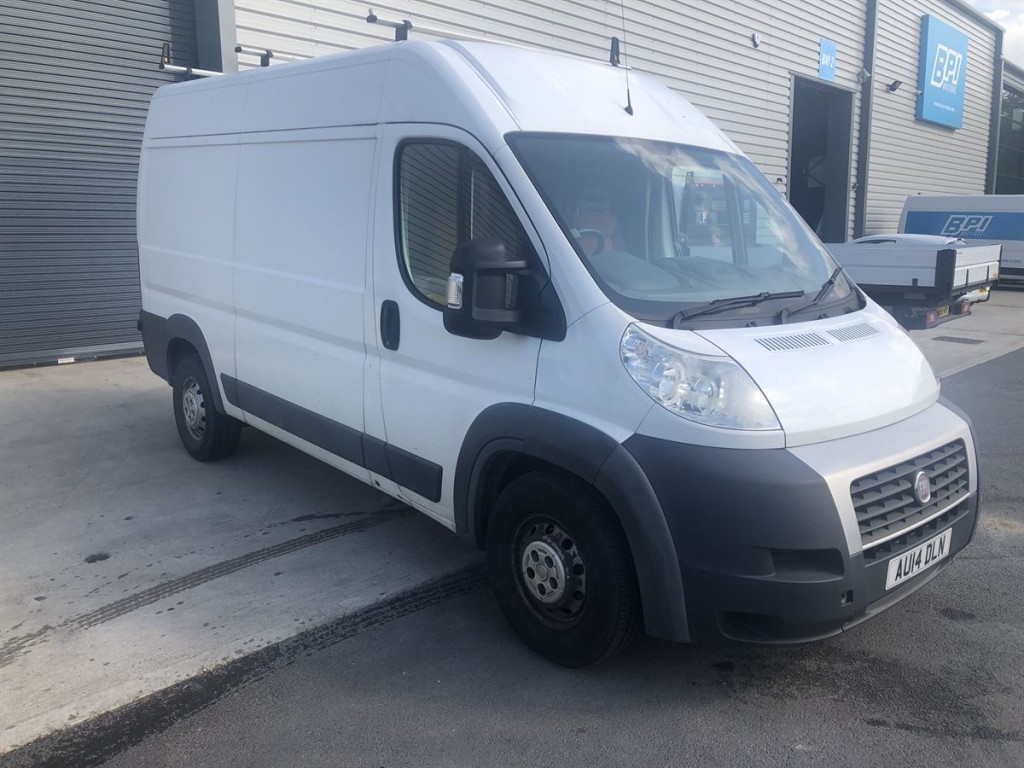 Commercial Vehicles and Vans to include Ford, Vauxhall, Peugeot, Renault and More – ONLY 7% Buyers Premium