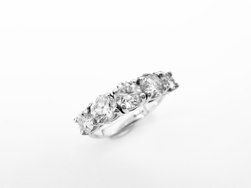 Large Luxury Diamond Jewellery sale at Low Reserves ONLY 10% Buyers Premium and NO VAT