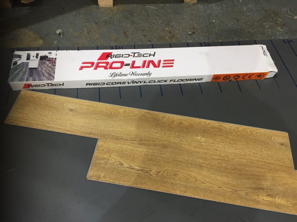 Vinyl Flooring, Floor Tiles, Carpet, Underlay, Oak Planks, Safety, Polyflor | No VAT on Hammer | SHIPPING AVAILABLE