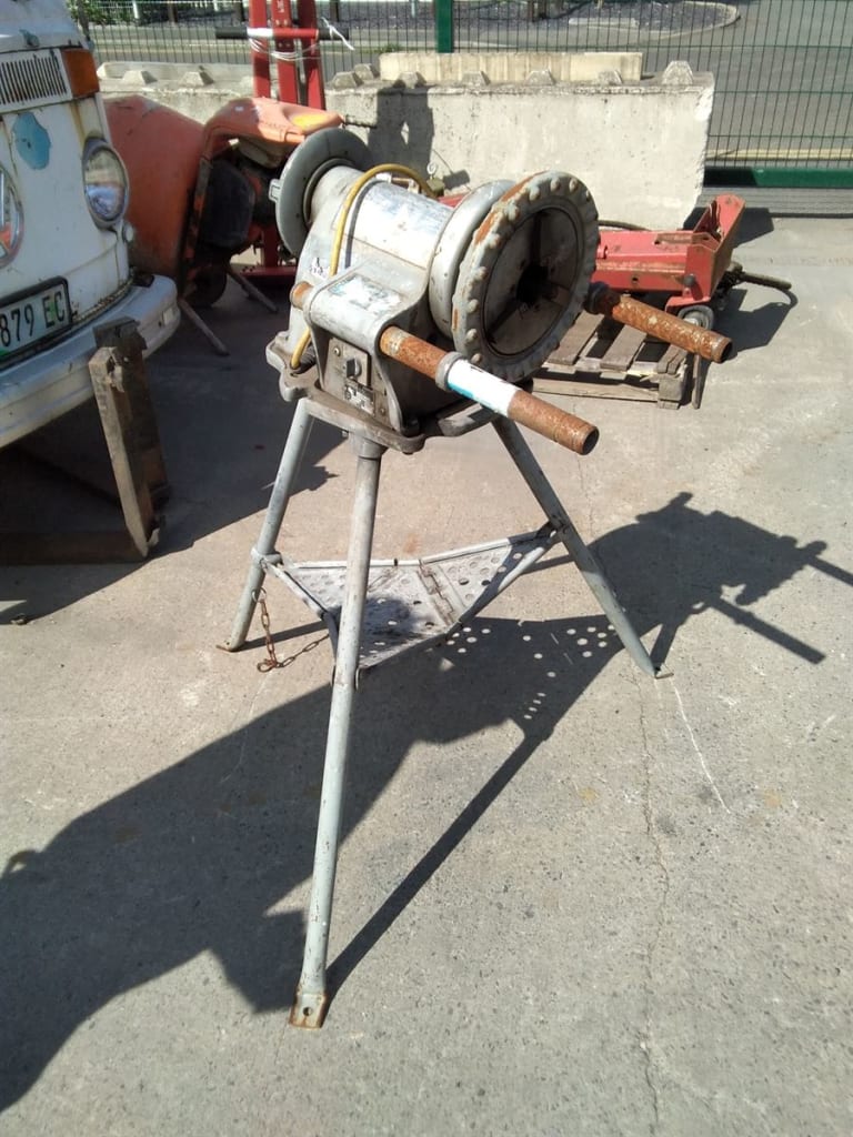 Excellent Selection of Power Tools, Tooling and Equipment on Behalf of UK PLCs
