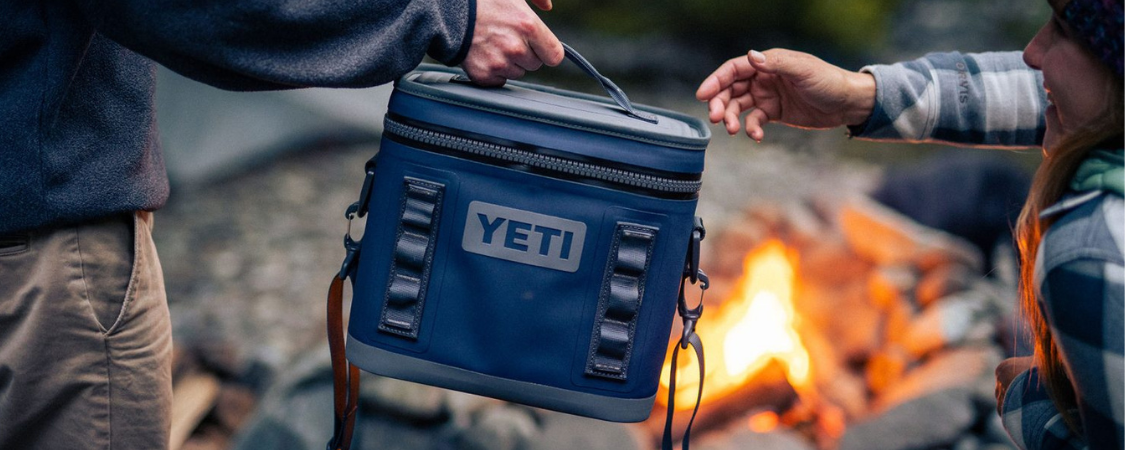 Yeti Hopper Flip 8 Cooler (Navy)