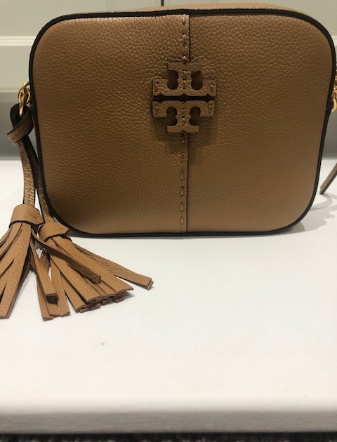 TORY BURCH McGraw Camera Bag  Unboxing, Review, and What Fits! 