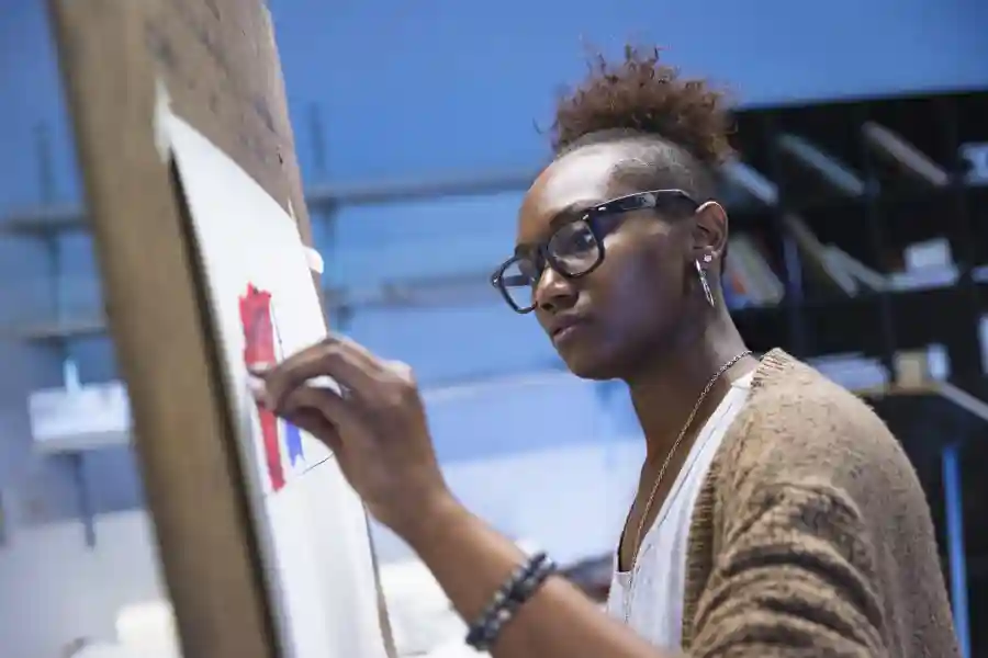 ARTrageous Online Art Auction