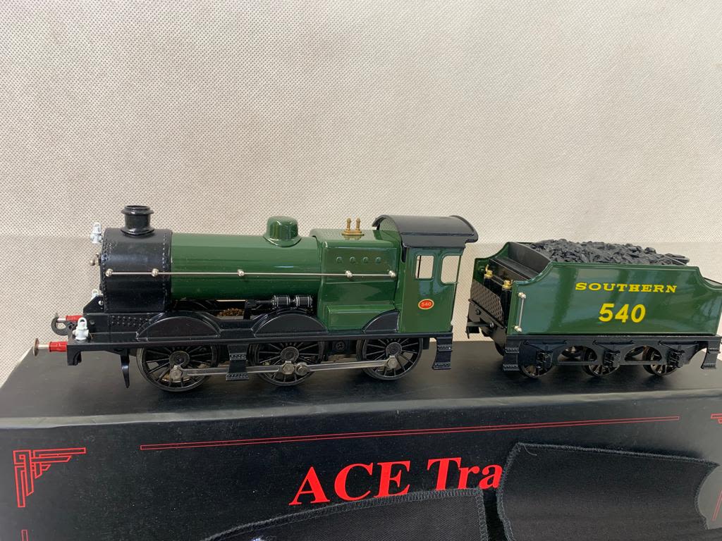 An Auction of Model Trains, lots added daily Stuart Bull Auctions
