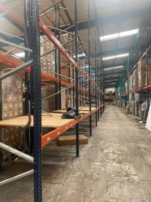 Auction247 | Subasta salvage 1 | Reclaimed Salvage, Containers, Mezzanine floors, Industrial Racking and Shelving