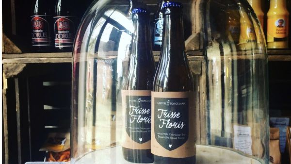 Bierista blauwe knoop.001