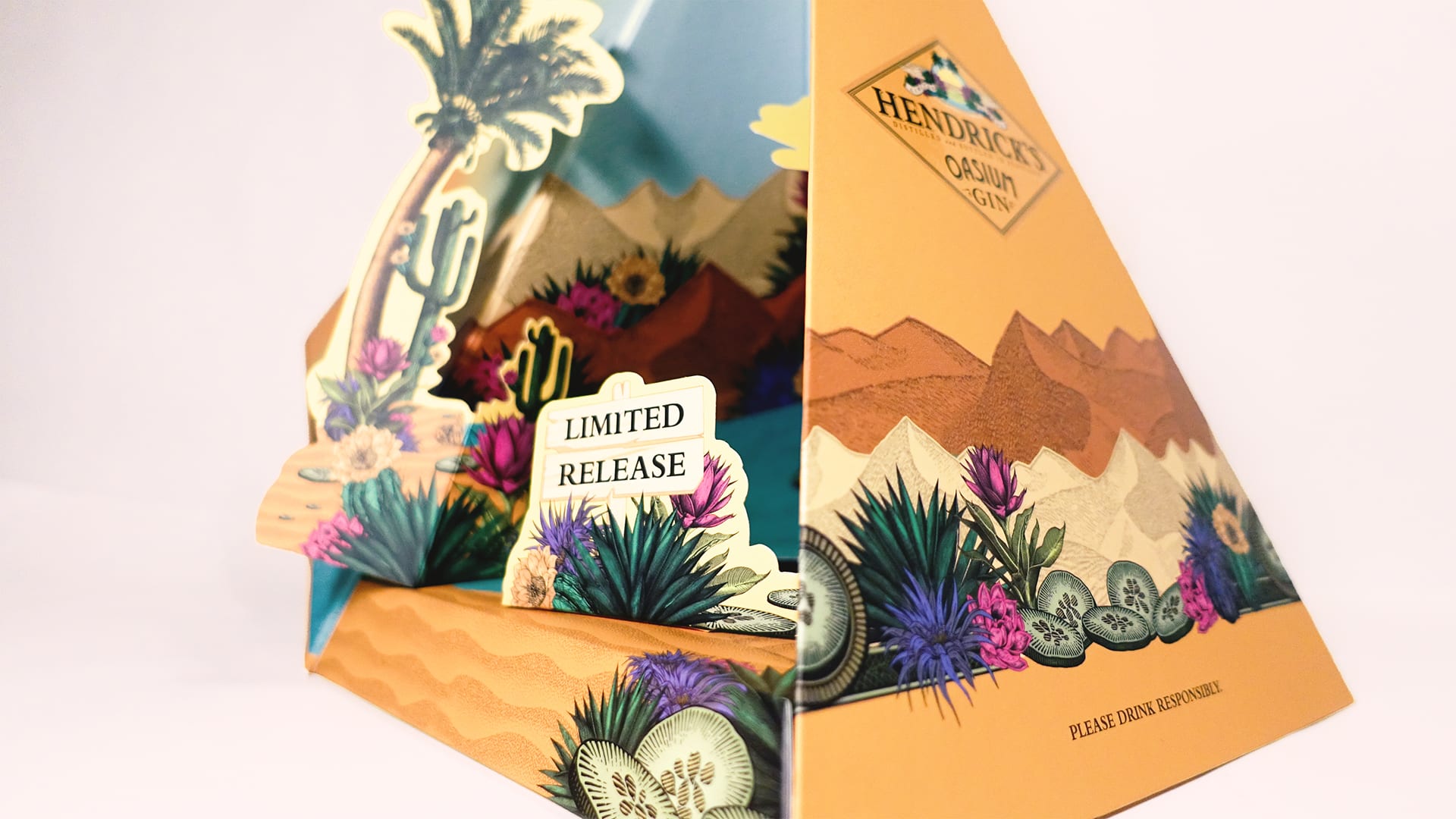 BigFish - HENDRICK'S PREMIUM PACKAGING / show case