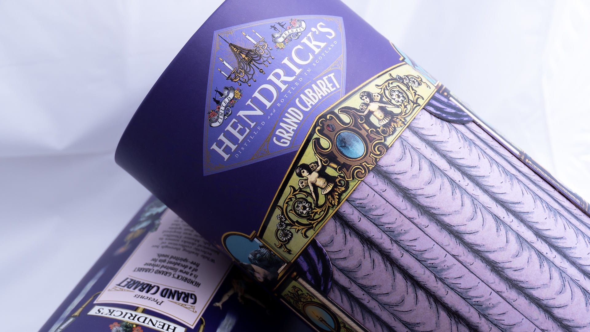 BigFish - HENDRICK'S PREMIUM PACKAGING / show case