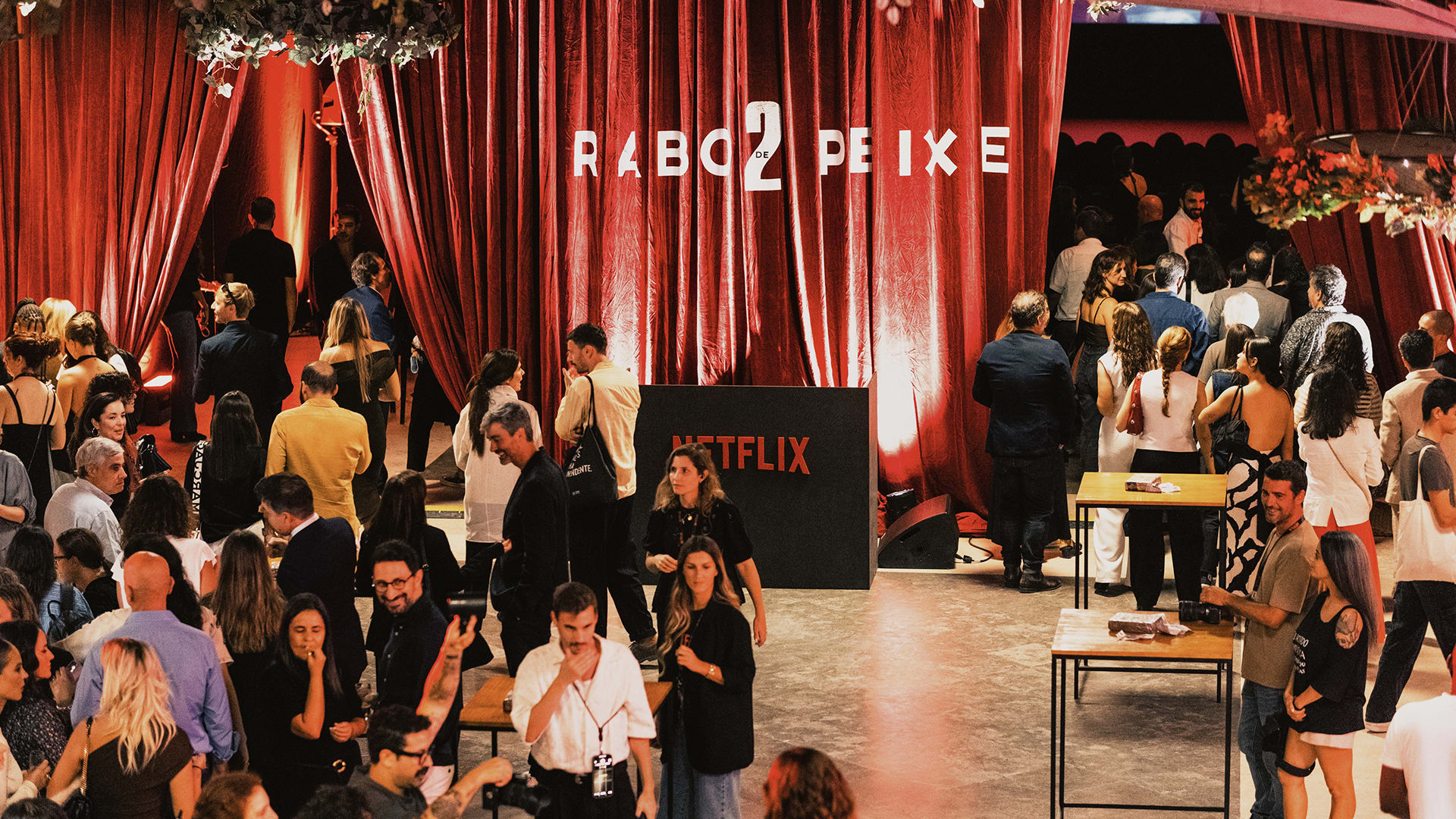 BigFish - NETFLIX RABO DE PEIXE PREMIÈRE / show case