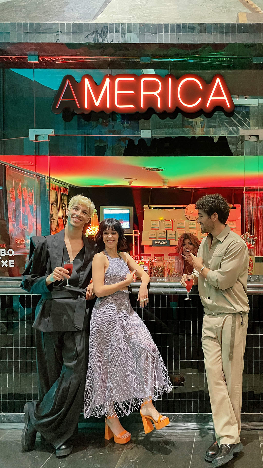 BigFish - NETFLIX RABO DE PEIXE PREMIÈRE / show case