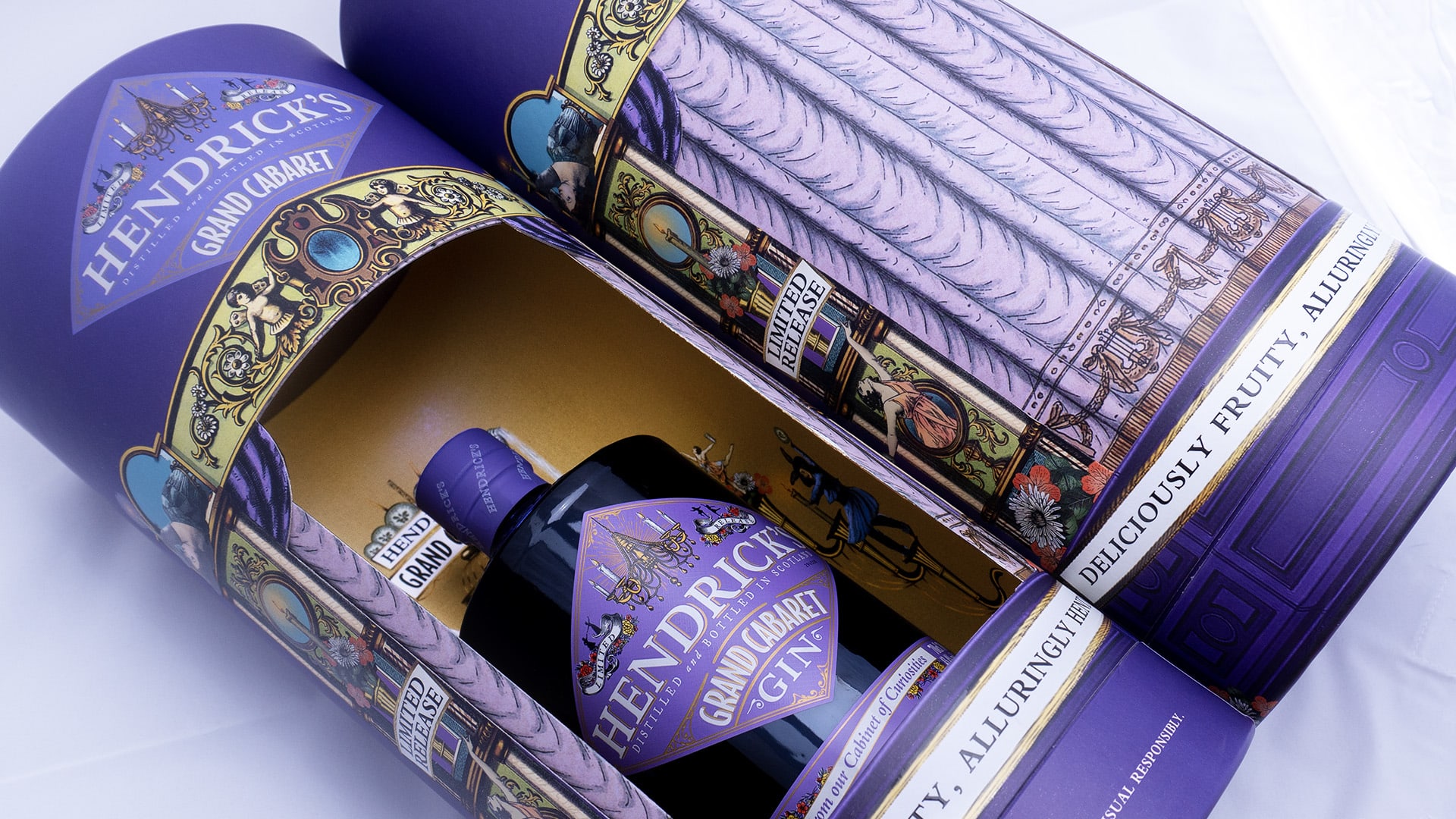 BigFish - HENDRICK'S PREMIUM PACKAGING / show case
