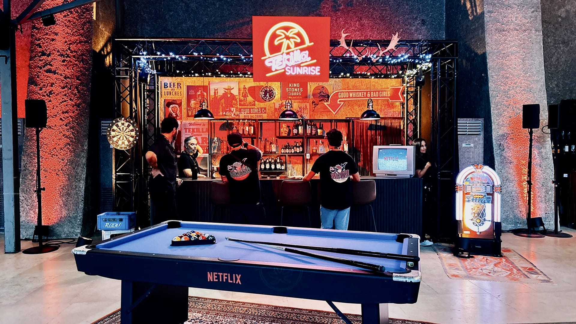 BigFish - NETFLIX RABO DE PEIXE PREMIÈRE / show case