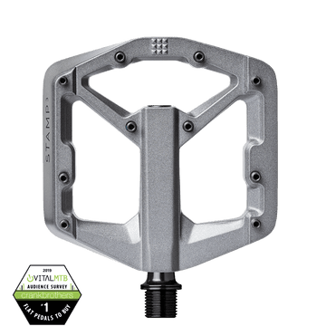 Mejora tu experiencia de conducción en terrenos de trail con el pedal de bicicleta Crankbrothers Stamp 3 Small. Diseñado para ciclistas avanzados, este pedal ligero y resistente ofrece una plataforma óptima y un agarre máximo para un rendimiento excepcional. Descubre más!