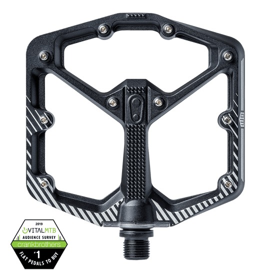 Descubre el pedal Stamp 7 Large - MacAskill Edition de Crankbrothers, diseñado con Danny MacAskill para ofrecer el máximo rendimiento en downhill y enduro. Con su plataforma concava, ajuste de pines y rodamientos premium, este pedal te proporcionará un agarre seguro y un control absoluto en cualquier terreno. ¡Compra ahora y experimenta el próximo nivel de rendimiento en tu bicicleta!