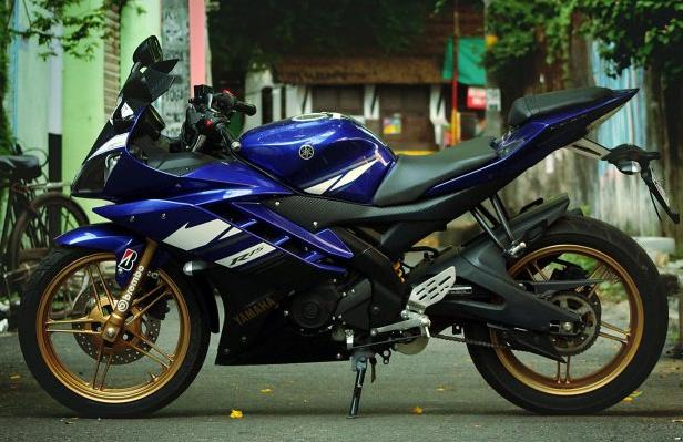 Yamaha R15 V3 BS6 Price, Mileage 