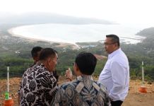 BUMdes Percantik Bukit Sentono Genthong di Pacitan