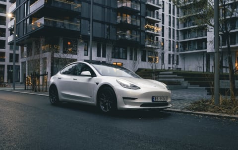 Tesla model 3 long range