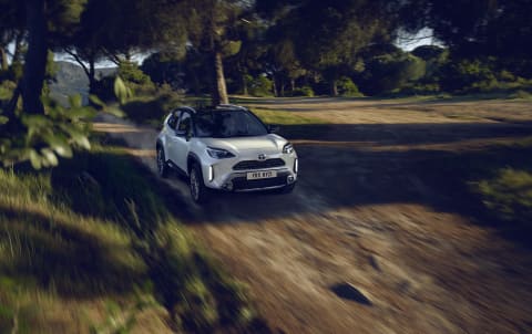 Toyota yaris cross hybrid
