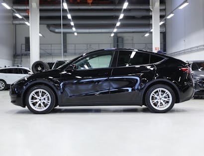 Tesla Model YLong-Range Dual Motor AWD