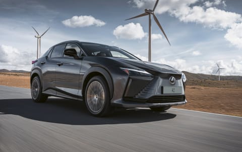 Lexus rz450e