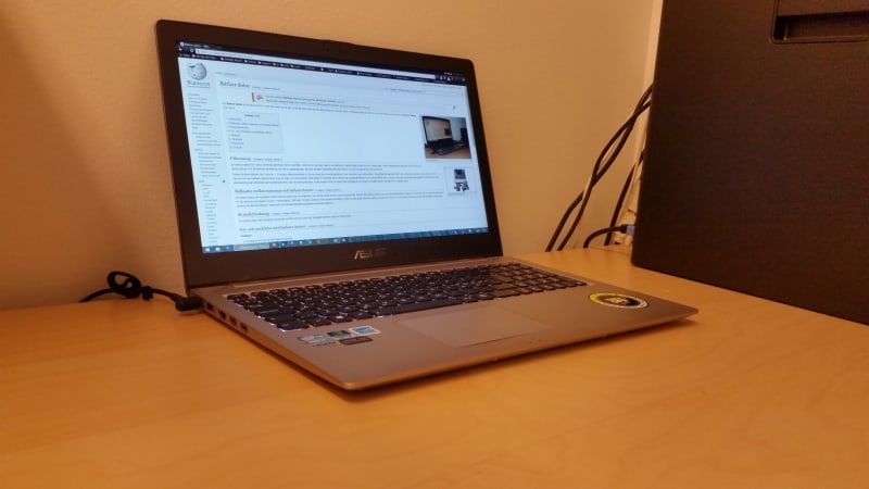 ASUS