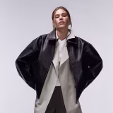 Los mejores blazers oversize para mujer para realzar tu estilo cover