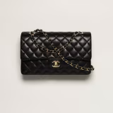 Los mejores bolsos de diseño para mujeres que realzan su estilo cover