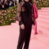 Looks más icónicos de Harry Styles cover