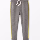 Los joggers más cómodos para niños que buscan comodidad y estilo cover