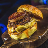 Best burger places in Cadiz cover
