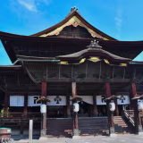 Best areas to visit in Nagano cover