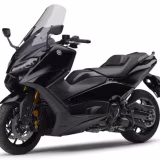 Mejores scooters de alta gama en España cover