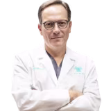 The Most Recommended Doctors in Madrid for Collagen Stimulation cover