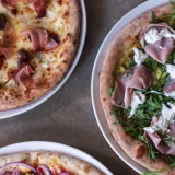 Mejores pizzerías de Granada cover