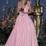 Vestidos de Oscar más memorables de todos los tiempos cover