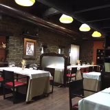 Best home-style restaurants with traditional Asturian recipes cover