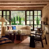 Best online stores for decorative vases in Spain cover