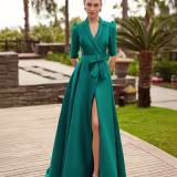 Best evening dress stores in Spain cover