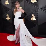 Mejores looks de la alfombra roja de los Grammy 2024 cover